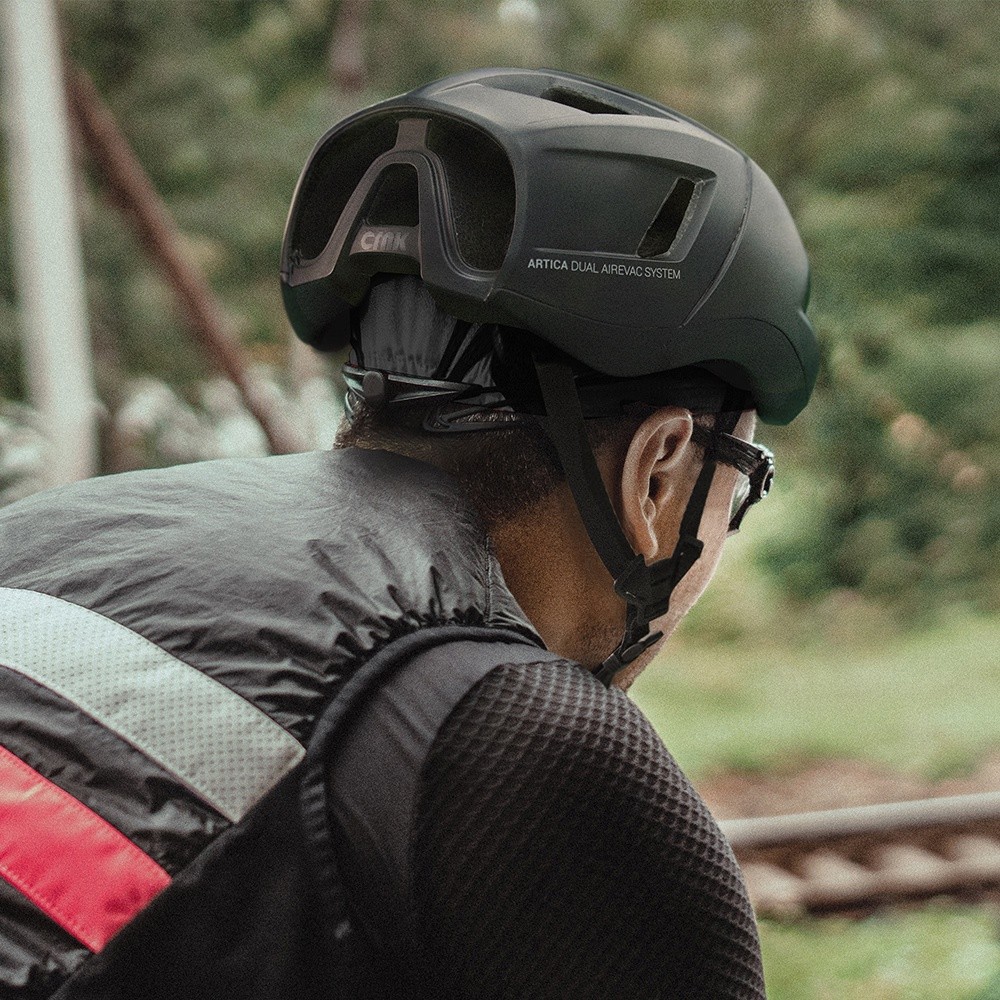 Helm Sepeda - Crnk Artica- Black