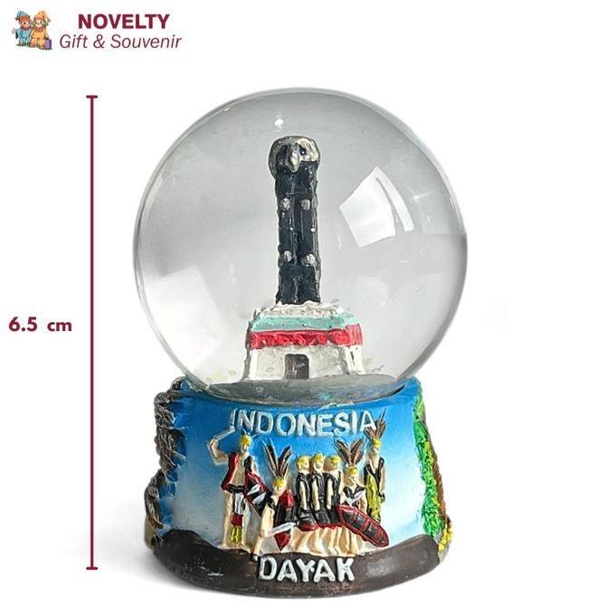 Snow Ball Dayak Kalimantan Souvenir Snow Globe Oleh - Oleh Negara Indonesia Murah