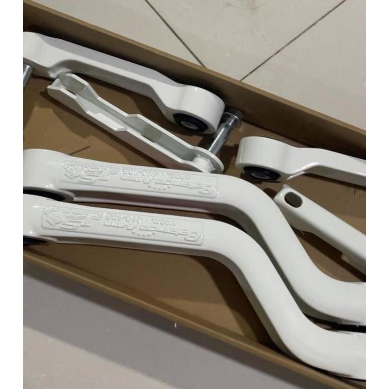 Balance Arm Belakang Stabilizer Mobil Fortuner Innova Pajero Hilux Triton//Space Arm Stabilizer Mobi