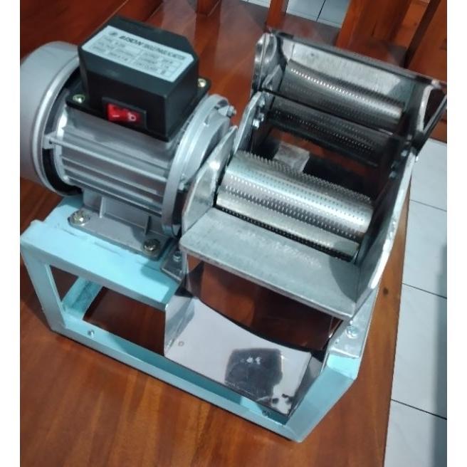 Parutan Kelapa Listrik 11Cm