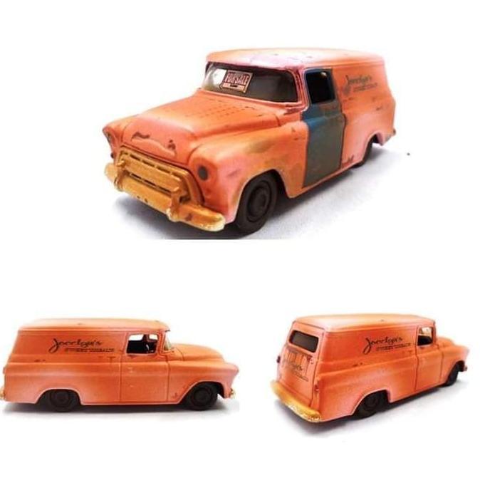 JADA LOOSE FOR SALE - 57 CHEVY SUBURBAN ORANGE RUSTY New