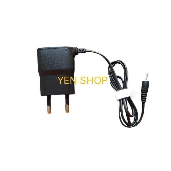 Charger untuk Nokia colokan kecil N70 N73 N95 2700 6300 1661 105 dll chager cager carger cas casan t