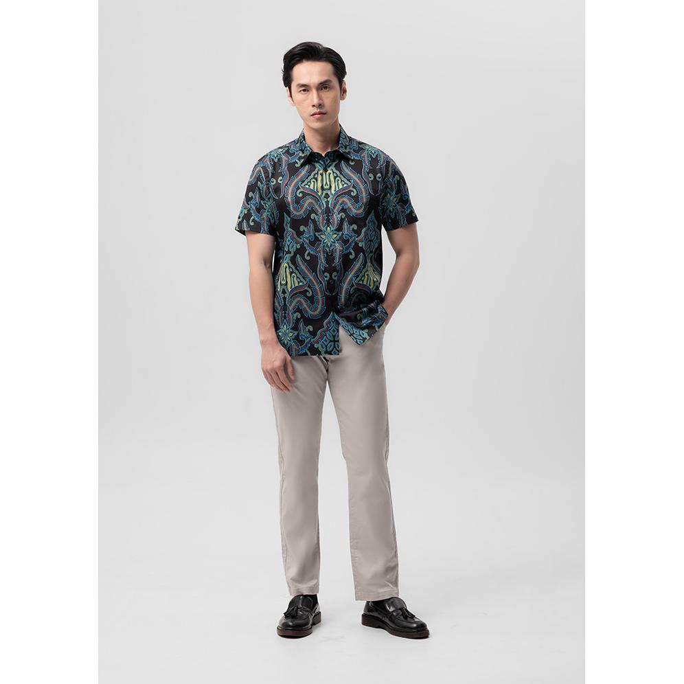 MANZONE - Kemeja Batik Lengan Pendek Ghautama Modern Fit -  Black