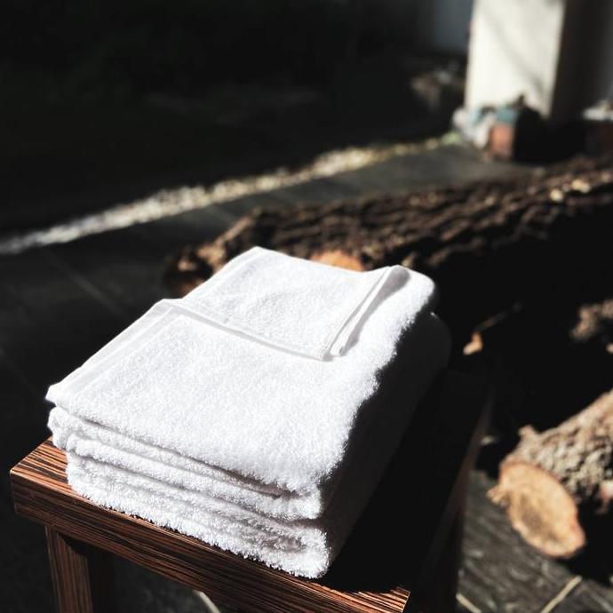 Promo Madeem Handuk Mandi Hotel 100% Katun / Handuk Hotel (Hotel Bath Towel)
