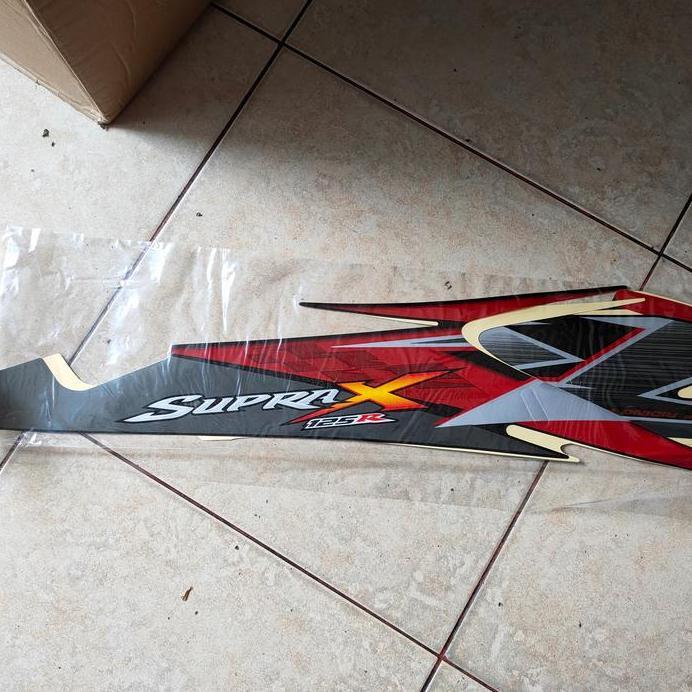 striping supra x 125 R 2010
