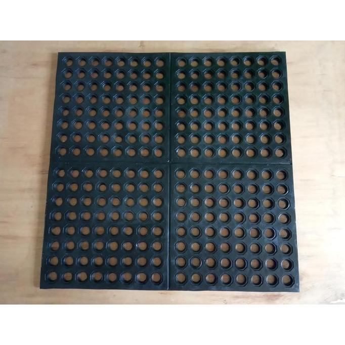 KARPET ANTI SLIP KARPET KAMAR MANDI 60 x 60 KARPET KARET KESET 60 x 60