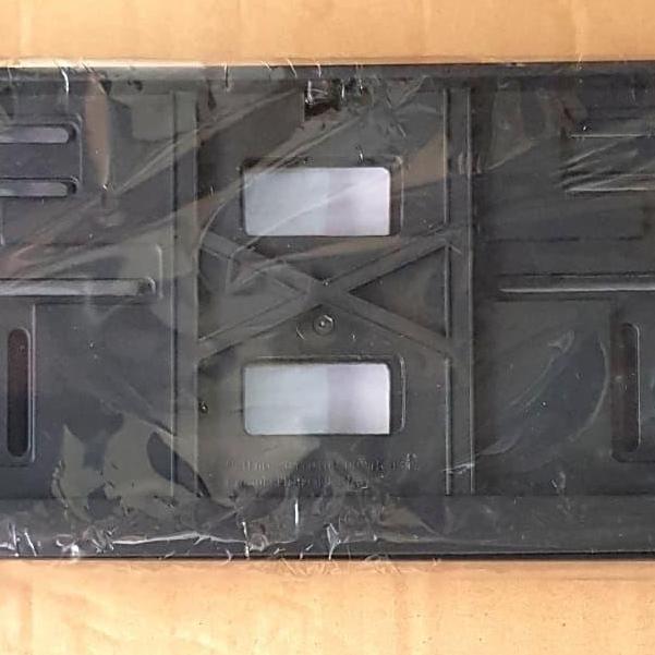 Dudukan Plat Nomor Mobil IZY / DCS / Absolute