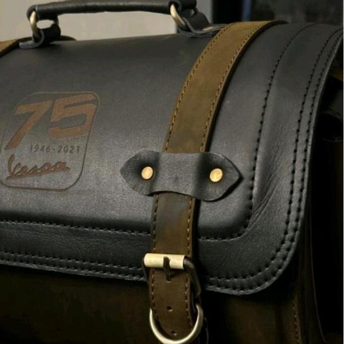 tas kulit asli vespa anniversary 75
