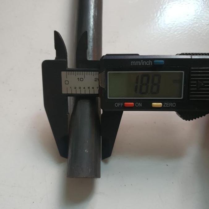 Pipa Besi 1/2 inch Tebal 1,5 mm Panjang 150