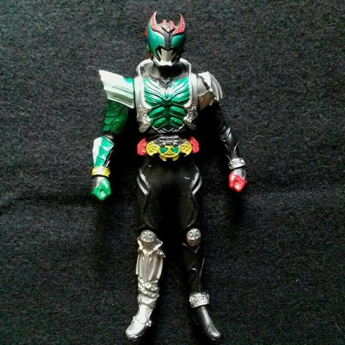RHS 17 Cm Kamen Rider Kiva Basshaa Form by Bandai