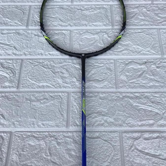 feranagrup Raket Badminton CARLTON AIRTEC 1000/1100/1200/1300+senar YONEX BG66 Diskon