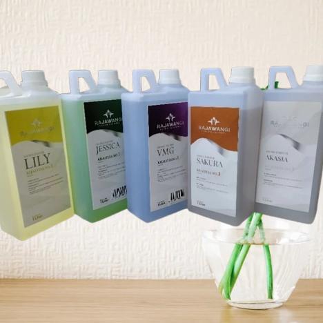 Rajawangi Parfum Laundry Kemasan 1 Liter Raja Wangi / Parfum Laundry