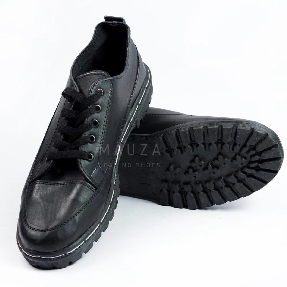 Diskon Sepatu Pria Docmart Tali Hitam Kulit Sintetis