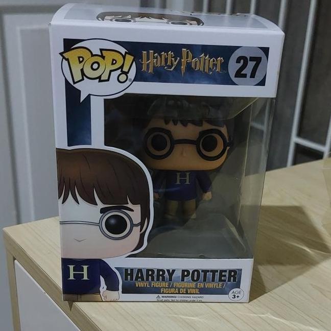 HOT SALE FUNKO POP HOT TOPIC EXCLUSIVE - HARRY POTTER IN SWEATER 27 ORIGINAL 100% FUNKO POP TERMURAH