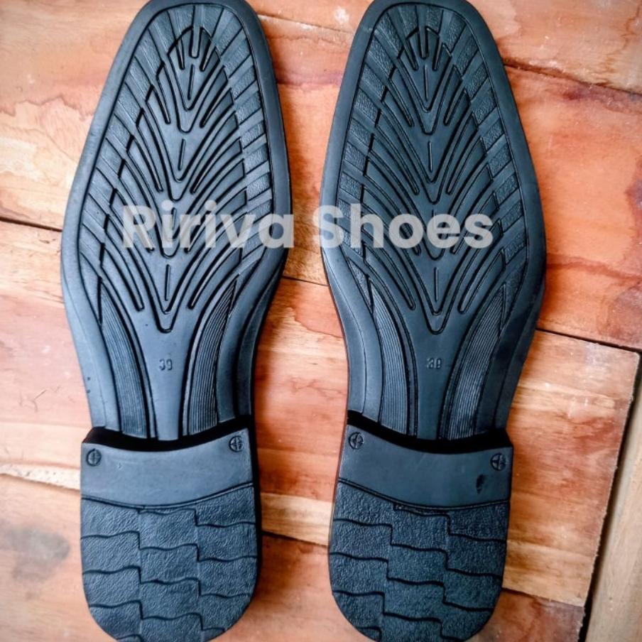 Sol Sepatu Pantofel Untuk Pria Pantofel Panjang Dan Lancip Empuk Kuat Tebal