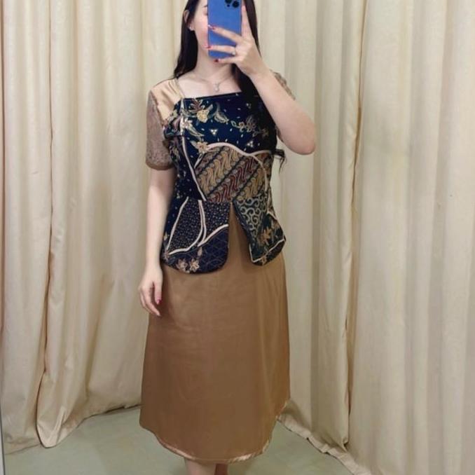 Pilihan - Dress Batik Intan / Dress Batik Couple Pria /Batik Natal /Batik Kekinian Pesta Kondangan M