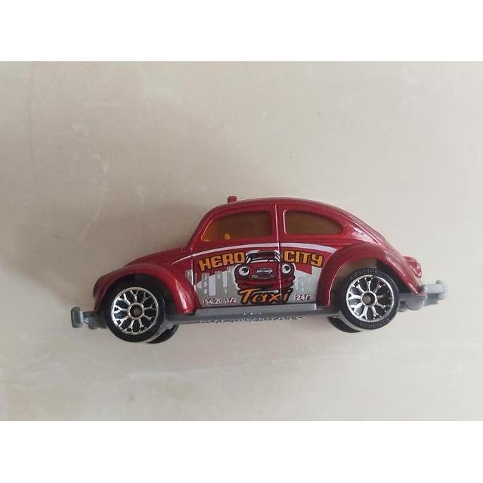0233 ASSORTED DIECAST LOOSE : MATCHBOX - VOLKSWAGEN BEETLE TAXI RED MAROON - RARE MCS27