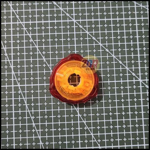 Beyblade X - Ratchet 3 70 - UX 02