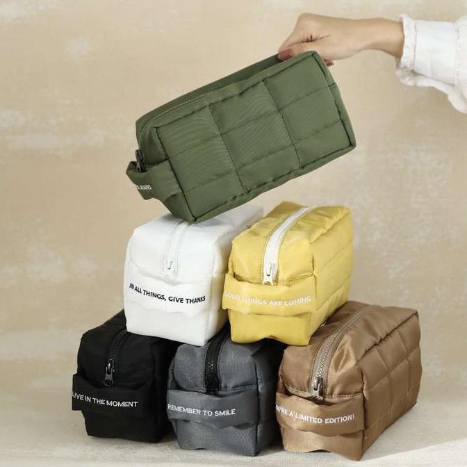Boxy Pouch - Pouch Make Up / Organizer Pouch / Pouch Travel / Pouch Kabel - Goodmoments