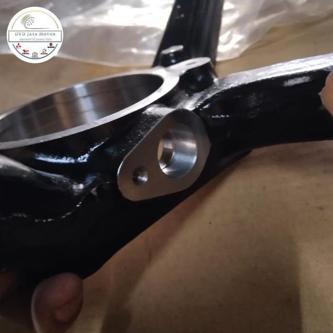 Knuckle Knakel Fortuner 2005-2016 Hilux Vo 2004-2015 43211-0K030