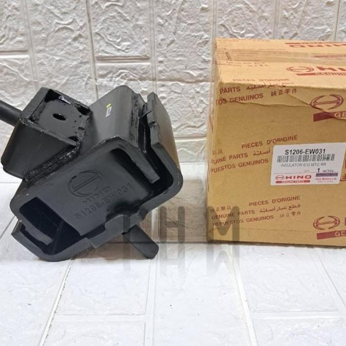 TRANS MOUNTING REAR HINO LOHAN S1206-EW031