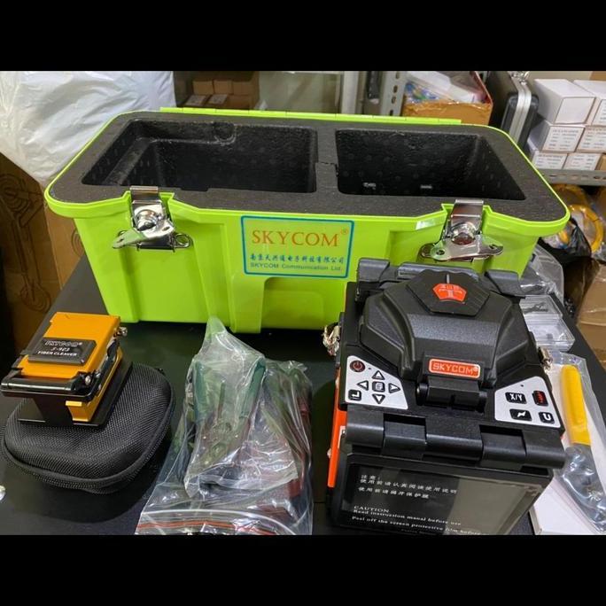 Splicer Skycom T208H Fusion