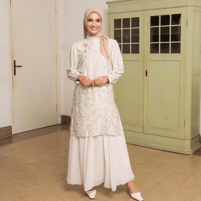 GIYOMI ID - Raya Eloise Tunic / Tunik Wanita / Tunik bahan Fine Poly / Baju Atasan Wanita