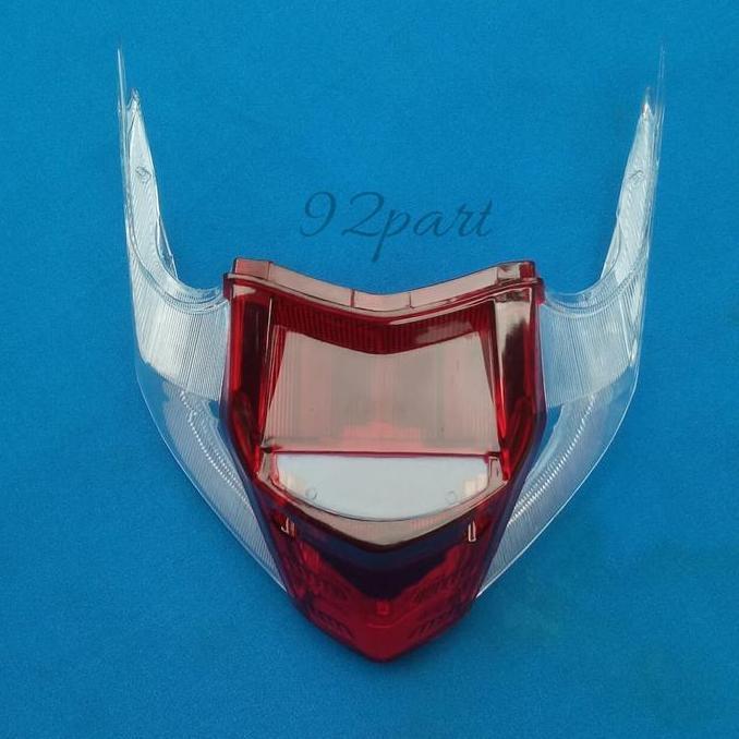 Kaca Mika Lampu Belakang Beat Karbu Lama