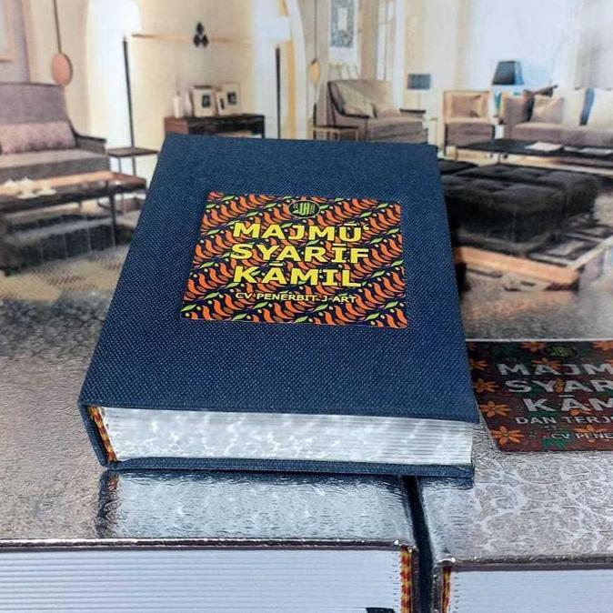 Promo Majmu Syarif Kamil Saku Buku Ukuran 7X10Cm 368 Halaman Fadilah Hari Jumat Surah Ayat Al-Qur'An