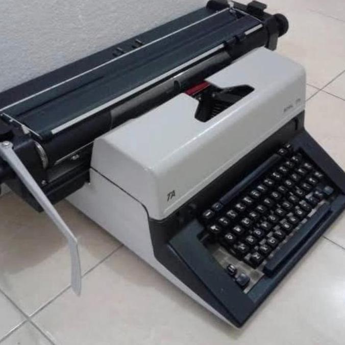 MABUROO Mesin Tik ROYAL TA-775 size 18"/Mesin ketik ROYAL TA775 double folio7