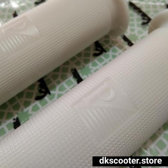 vespa grip putih metallflast untuk vbb vba vna import