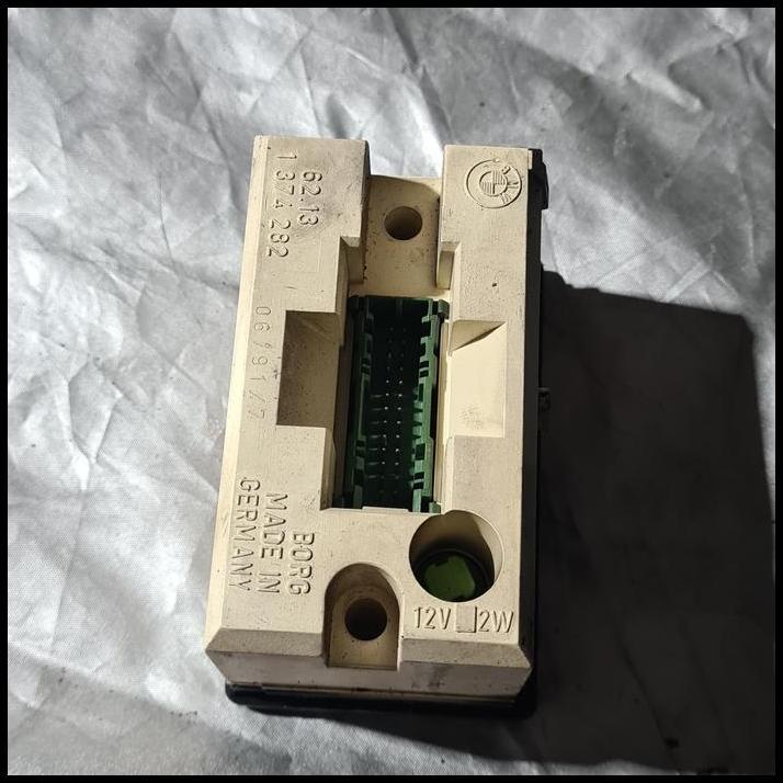 BEST DEAL JAM ANALOG BMW E34 