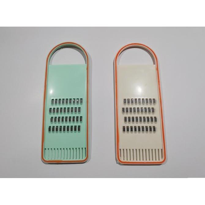 Parutan Labu Siam / Wortel / Kentang / Keju / Parutan Serbaguna