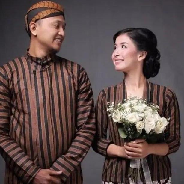 Baju Surjan Lurik Bahan Halus Pakaian Adat Jawa Tradisional KH