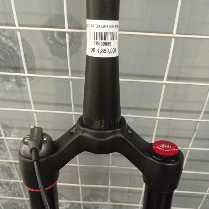 Fork suspensi 26inc Tapered Maxxlite air fork Remote import