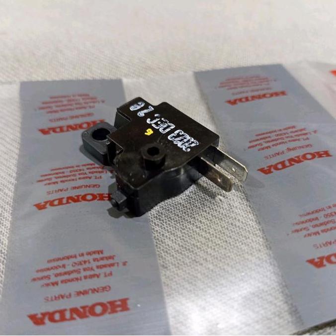 switch rem depan honda beat vario carbu fi original