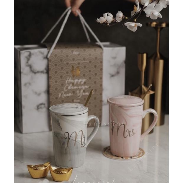 DISKON LANASAINT HAMPERS KERAMIK WEDDING AND BIRTHDAY BERN MARBLE GLASS SET  MR & MRS GLASS