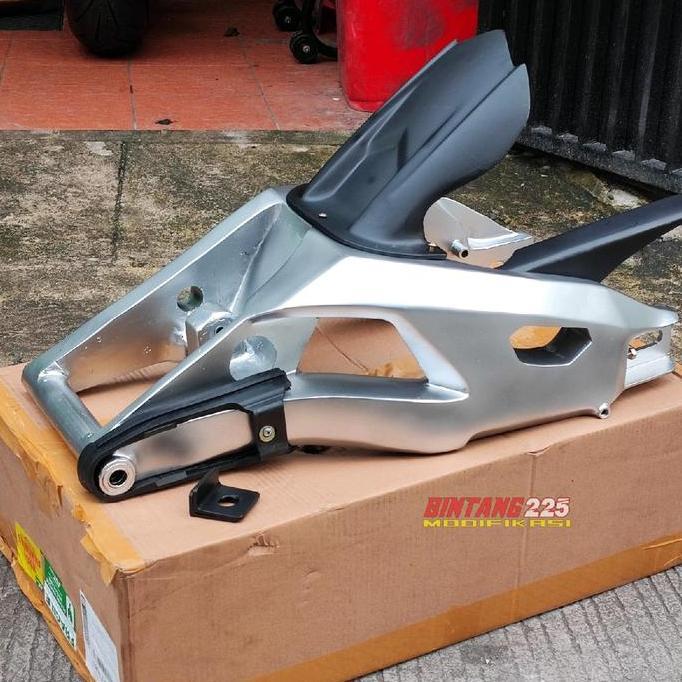 Ready swing arm custom model R1M buat motor new R25 , R25 ,  new MT25 ,  MT25 PNP LEBAR