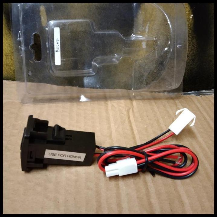 DISKON COLOKAN USB MOBIL HONDA 