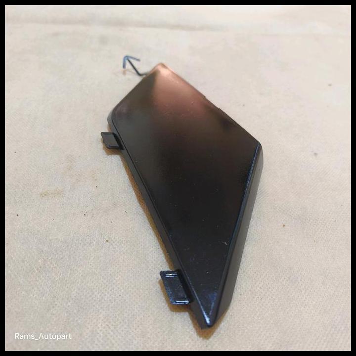 TERLARIS TUTUP DEREK TUTUP TOWING BEMPER DEPAN NISSAN LIVINA TAHUN 2019 - 2021 ORIGINAL 