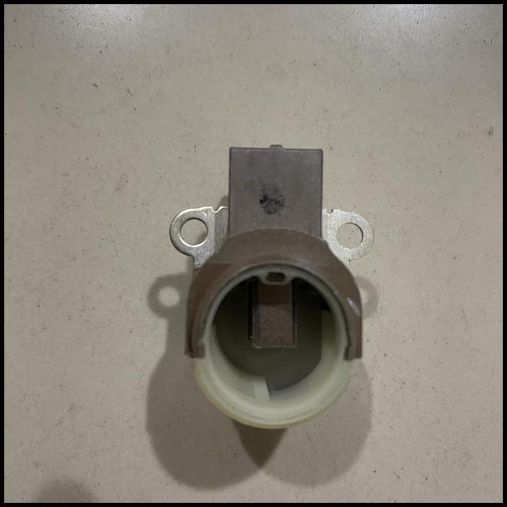 BEST DEAL RUMAH KUL DINAMO CARBON BRUSH ALTENATOR DINAMO AMPERE AVANZA INNOVA 