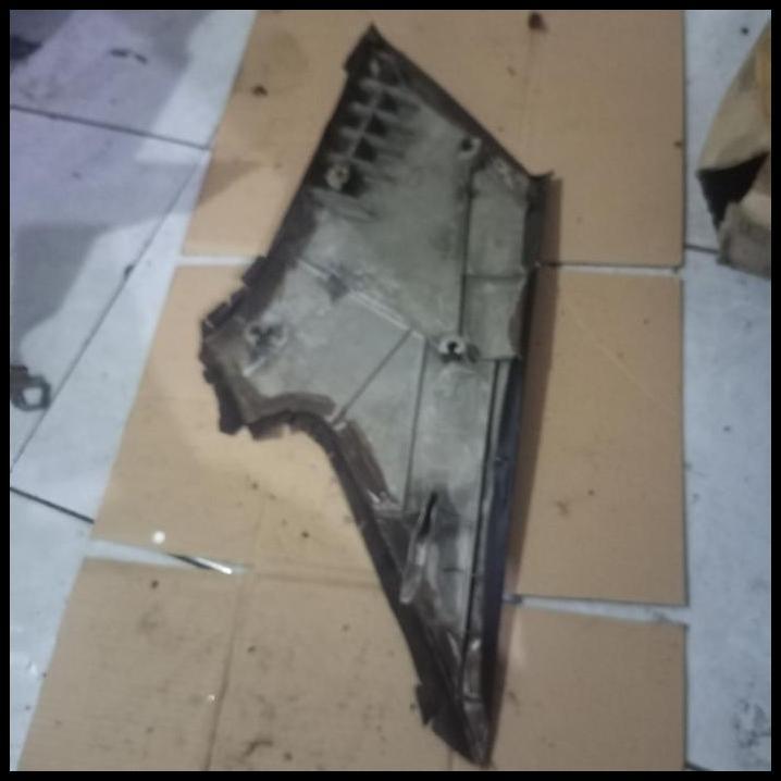 DISKON COVER TUTUP PILAR C INTERIOR BAGIAN KIRI VIOS LIMO GEN 1 2002-2006 