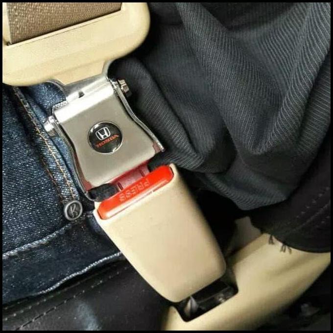 TERBARU COLOKAN SAFETY BELT 2 IN 1 LOGO HONDA MOBIL BRIO 