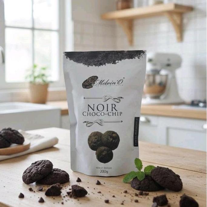 Noir Chocochip Cookies - kue kering dark chocolate LS