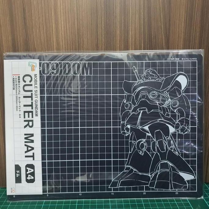 Mobile Suit Gundam Cutting Mat Dom