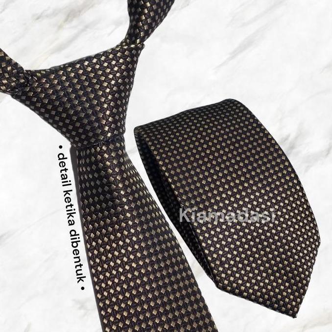 Dasi Pria Panjang HItam Motif Formal Ikat Manual