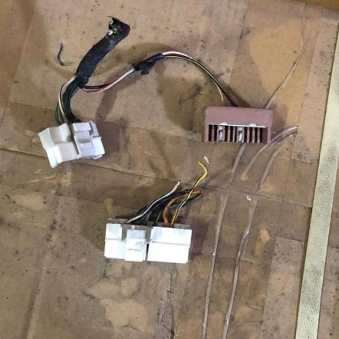 Soket Speedometer Kijang Grand 92-96 Grand Extra Dengan Potongan Kabel