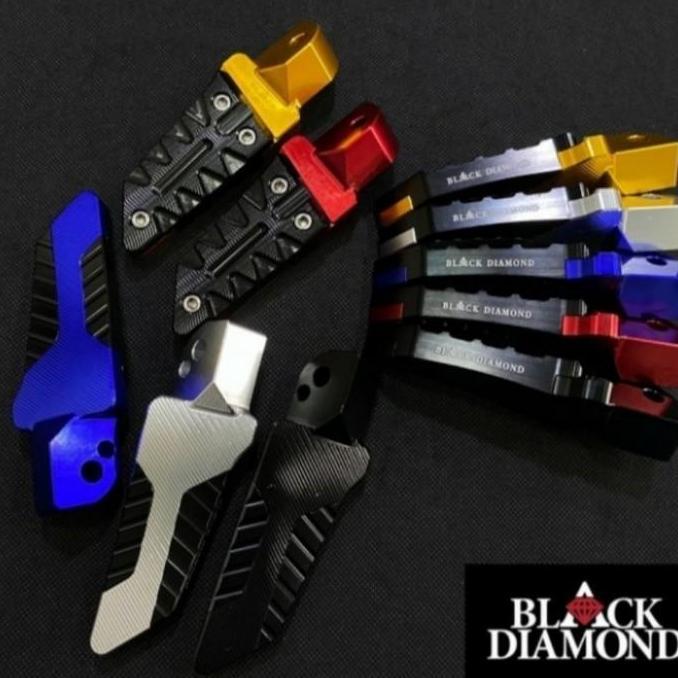 NEW FOOSTEP PIJAKAN KAKI BELAKANG NMAX/XMAX NEW MODEL BLACK DIAMOND ORI