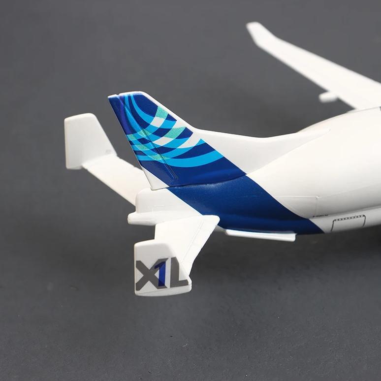 WAJIB PUNYA 20CM Diecast Pesawat Beluga XL Diecast Pesawat Besi Diecast Pesawat Terbang Beluga Maina