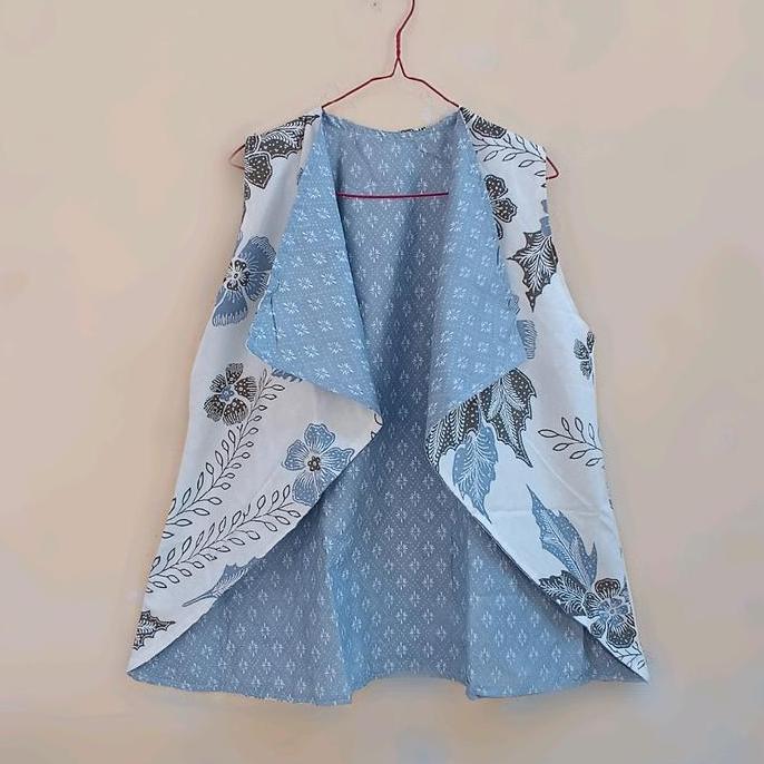 Outer  tanpa lengan ukuran  Jumbo motif bolak balik / batik Wanita / Atasan Batik